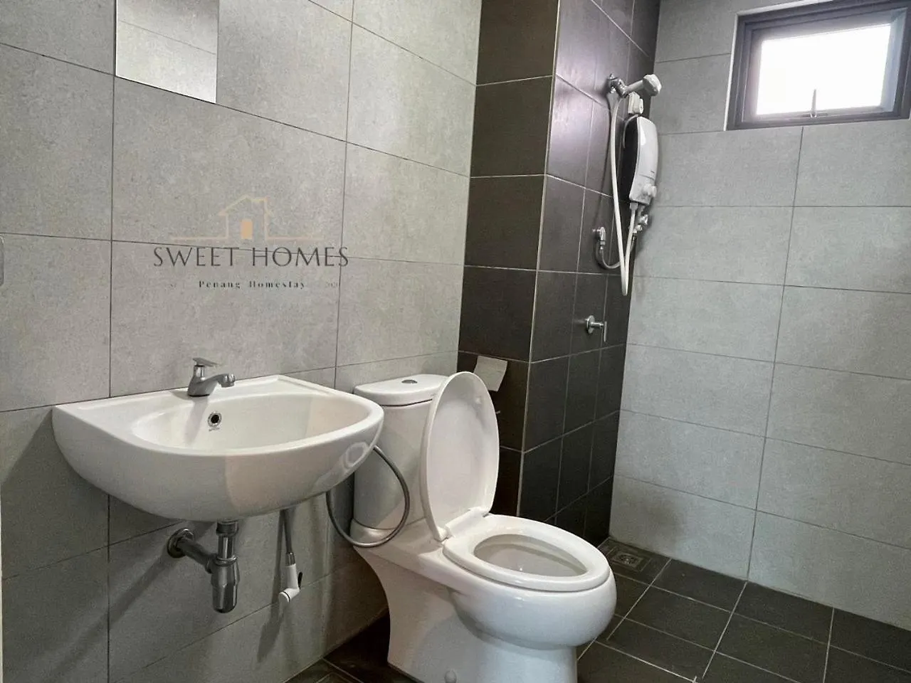 Cozysuite3R2B#5Mintopenangbridge Perai